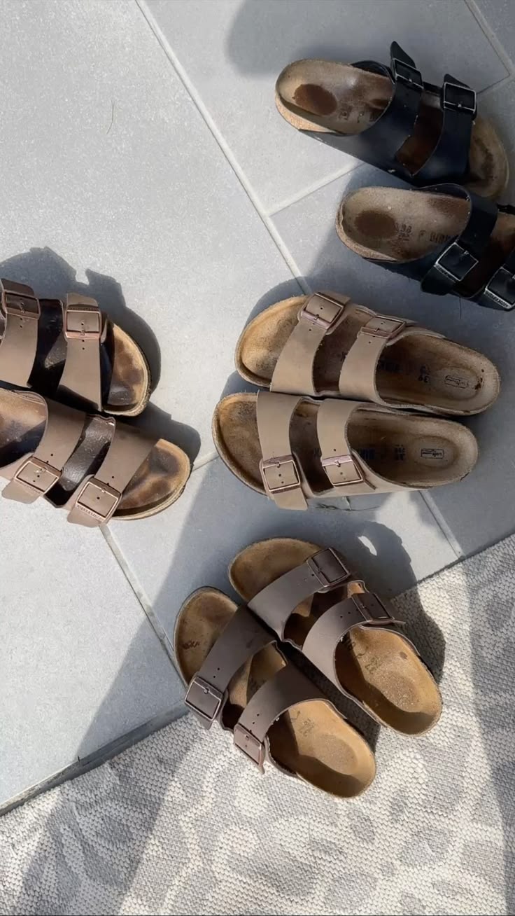 The Sabot Shift: 4 Ways to Style Closed-Toe Clogs Beyond Casual Dressing