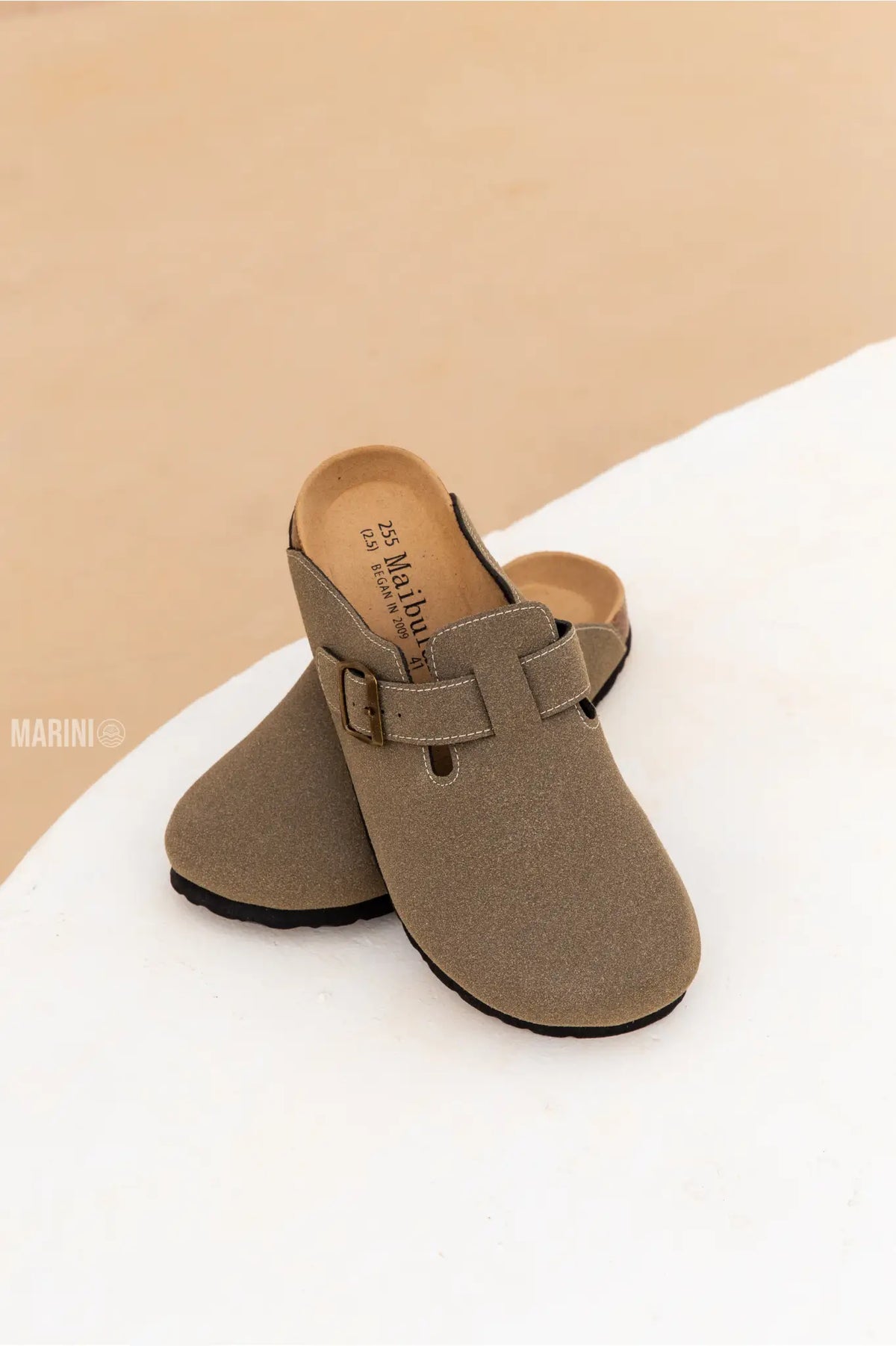 Velune Hefesto Suede Clog - Green lifestyle