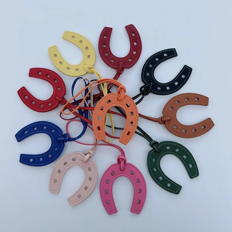 Horseshoe Charm Maris