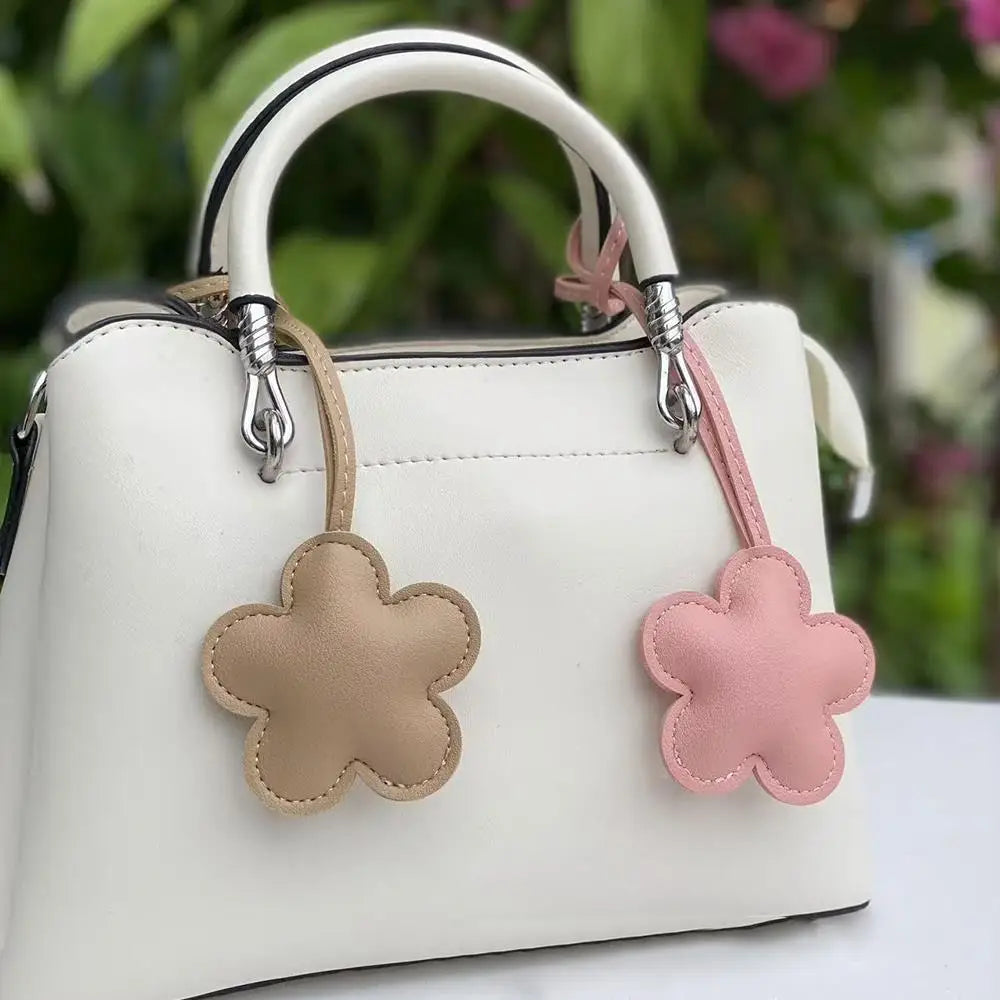 Flower Charm Maris