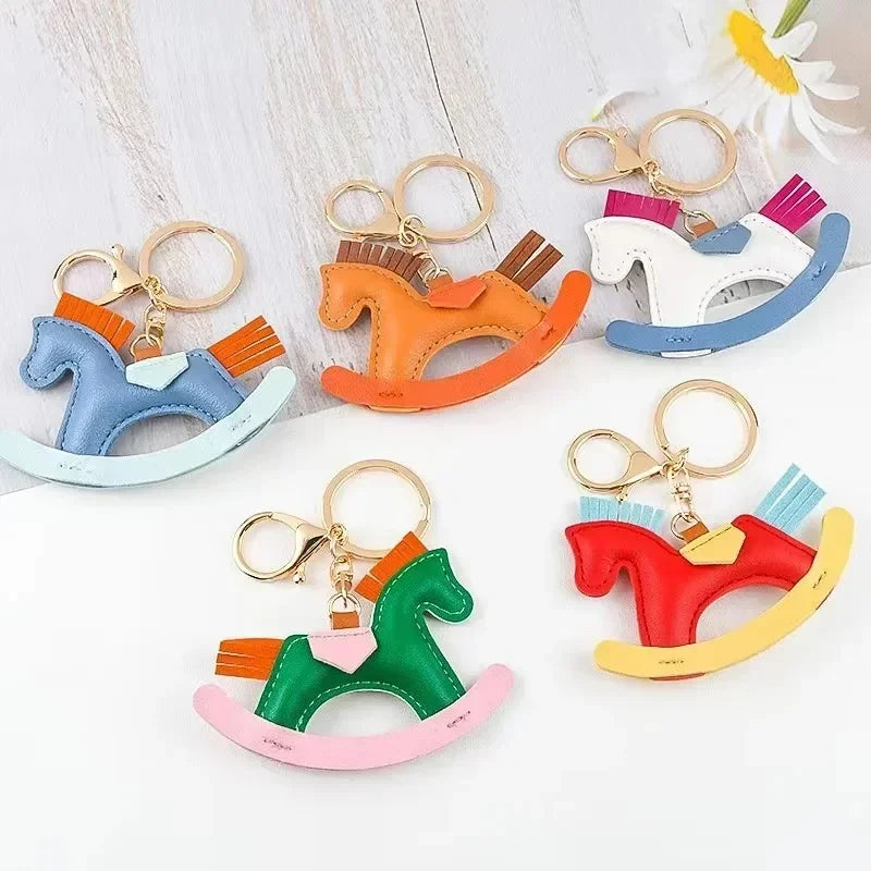Horse Charm Maris