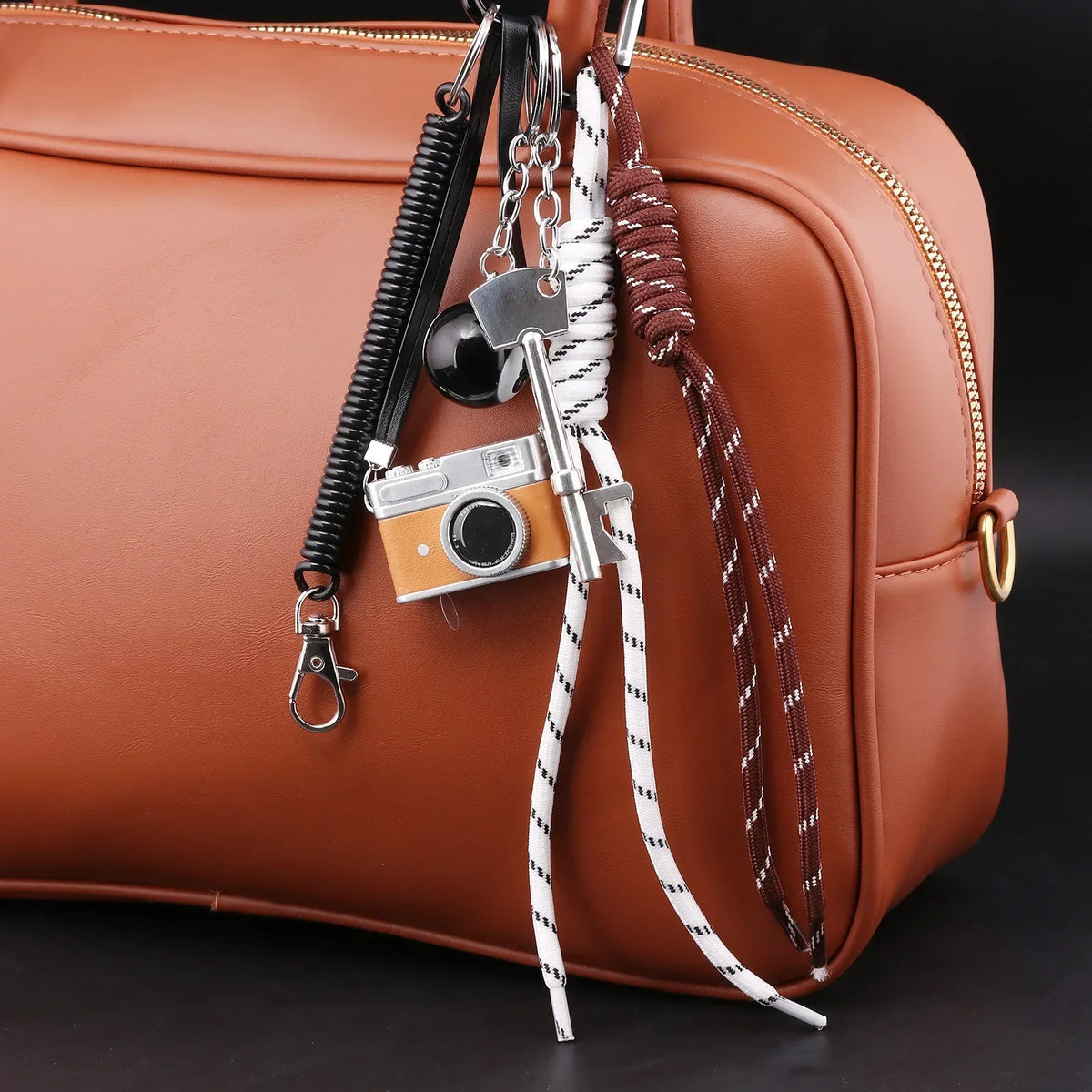 Camera Charm Maris