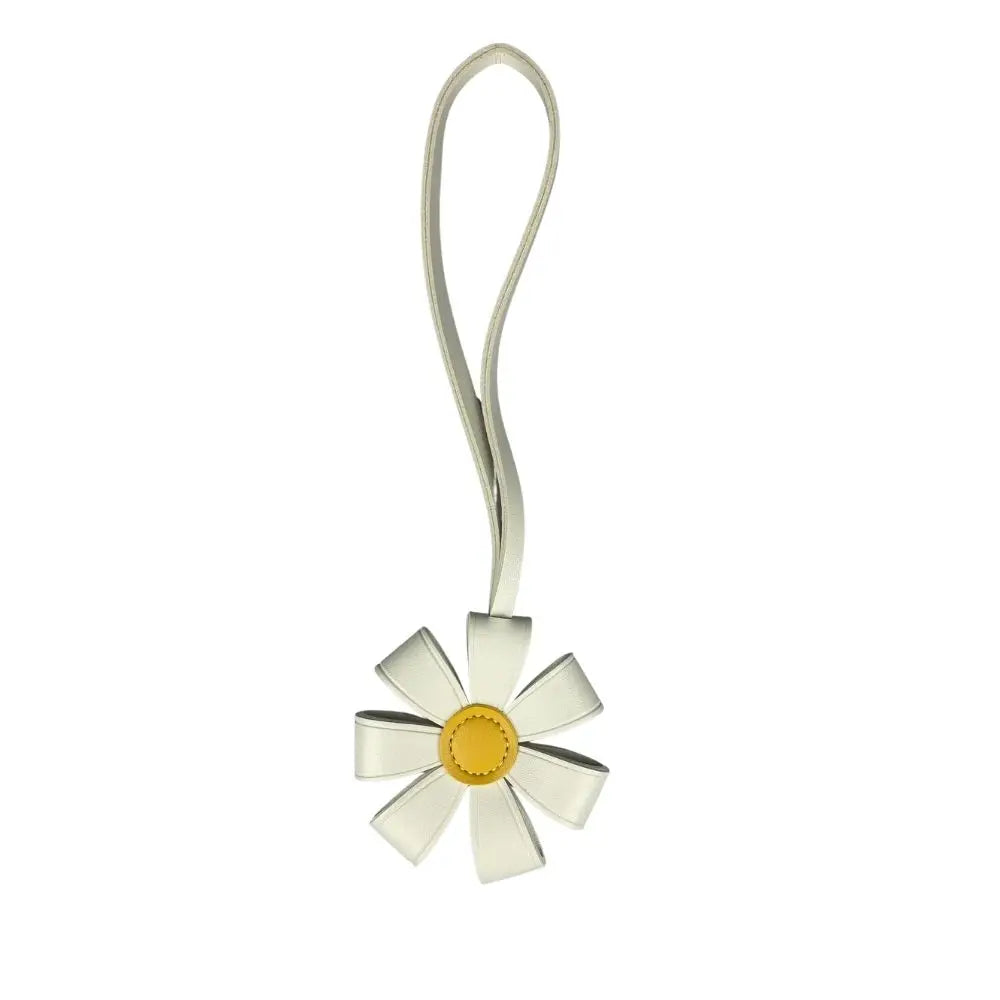 Daisy Charm Maris
